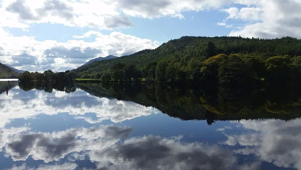 Caledonian Canal - CruisesinScotland.com